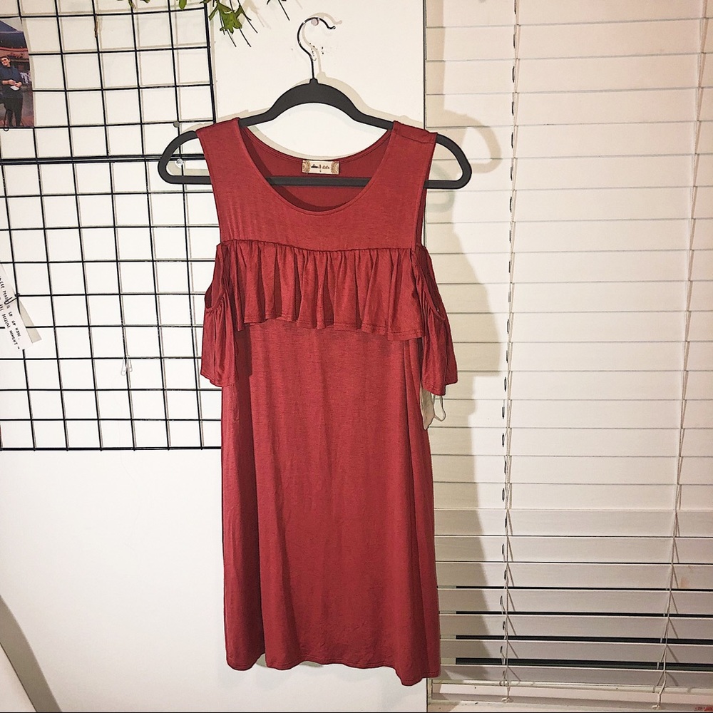 Altar’d State | Flowly Dress | Shoulder Cutouts
